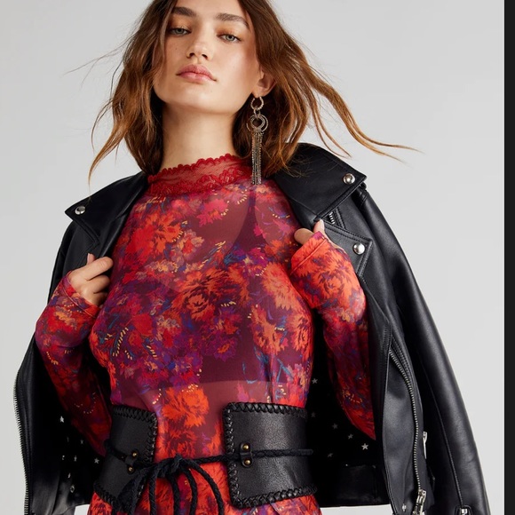 Free People Accessories - Free people Corset Belt black new with tags size large